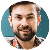 «من همیشه اینجا را میبینم، و آنها همیشه با یک غذای جدید من را شگفتزده میکنند!! شدیداً توصیه میکنم.»